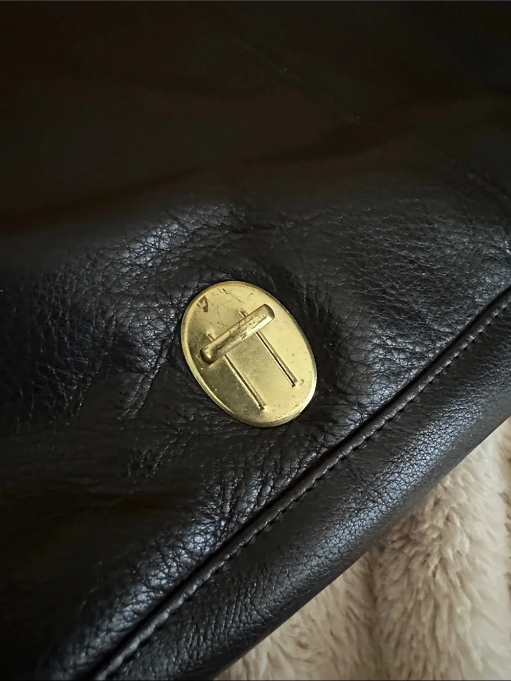 Gorgeous Vintage-Style Black Real Leather Messenger Bag / Briefcase 💼